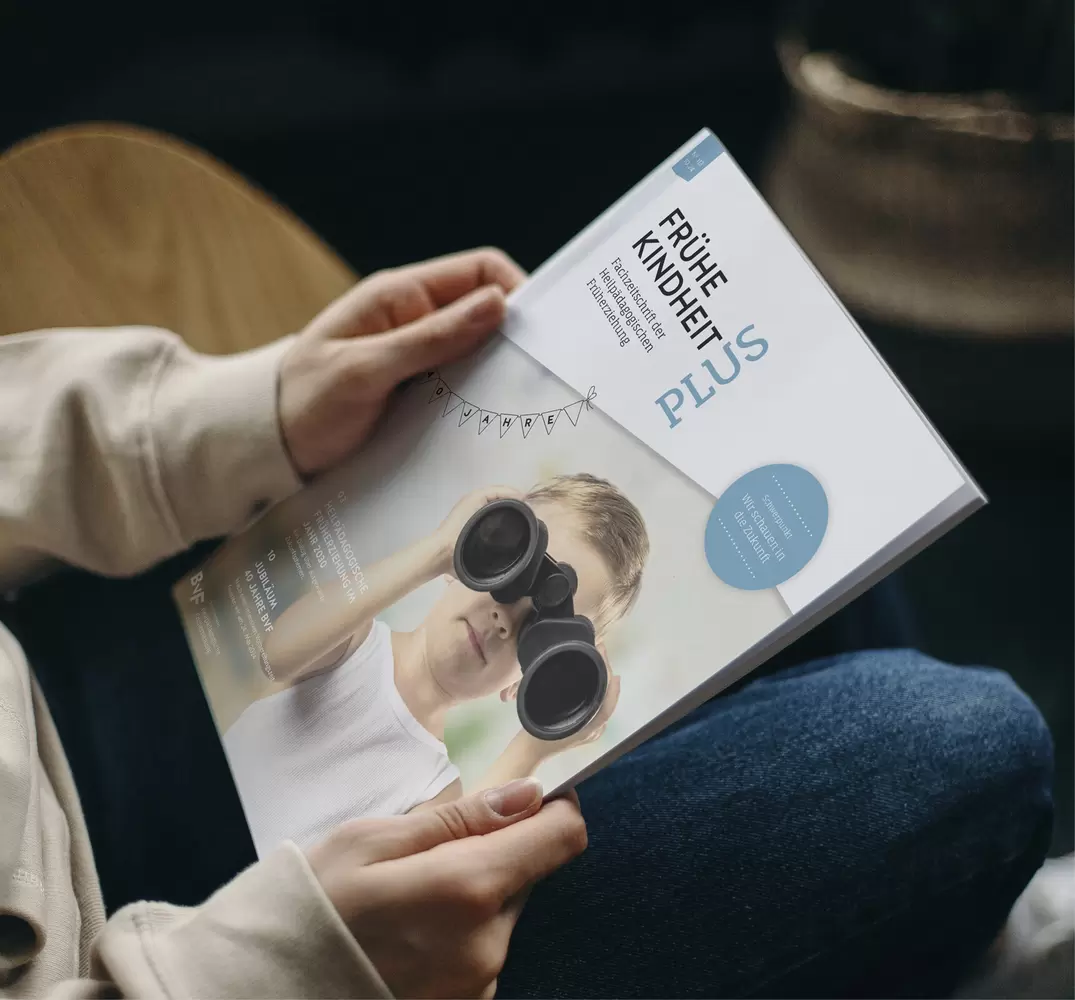 Magazin Titelseite – Fachzeitschrift der Heilpädagogischen Früherziehung «Frühe Kindheit PLUS»