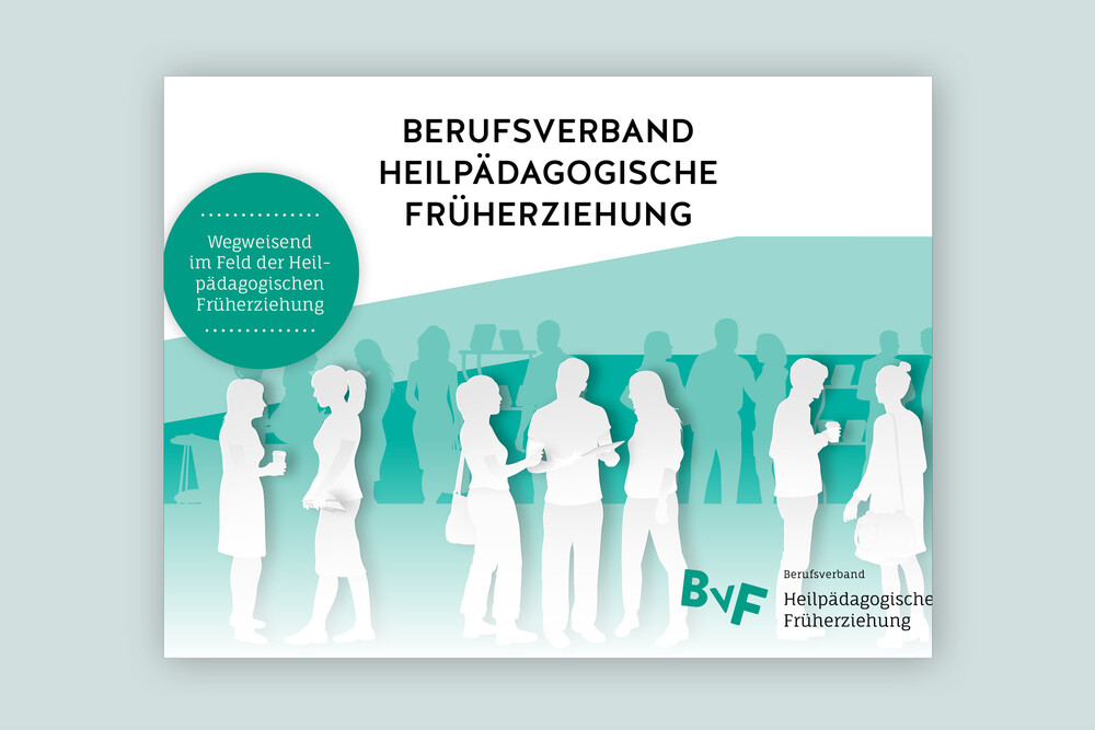 Infoblatt, Einlageblatt mit Keyvisualbild – Berufsverband Heilpädagogische Früherziehung (BVF)